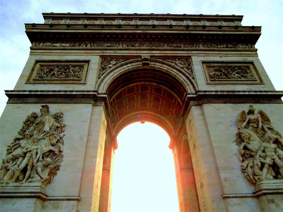 Arch de Triomphe Sunlit (Large)