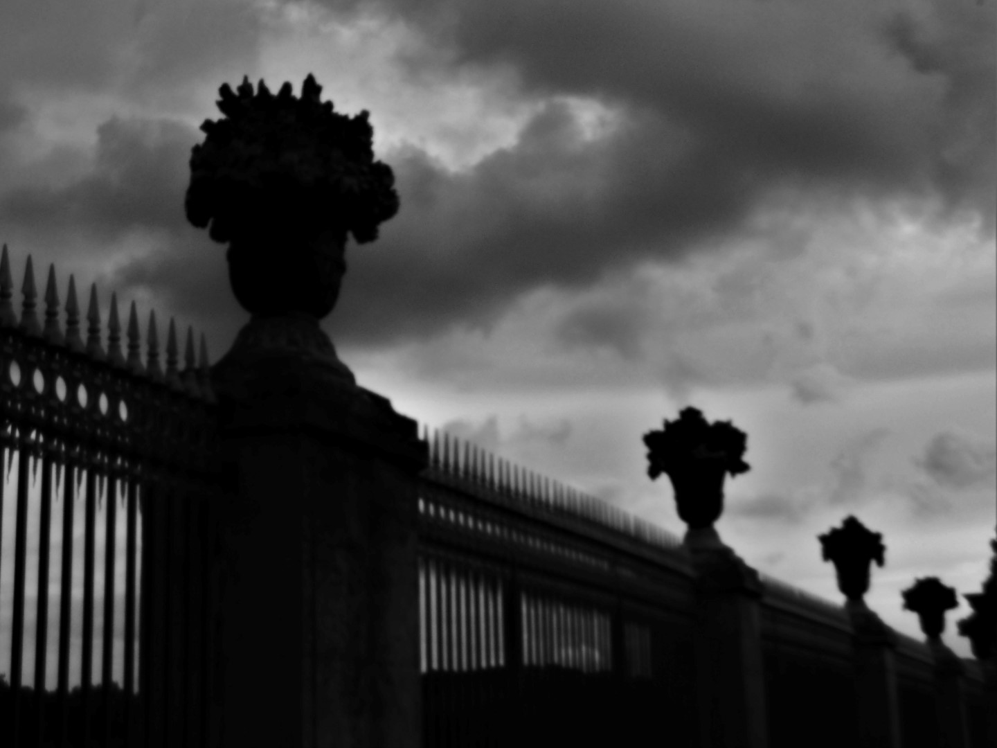 Versailles black and white